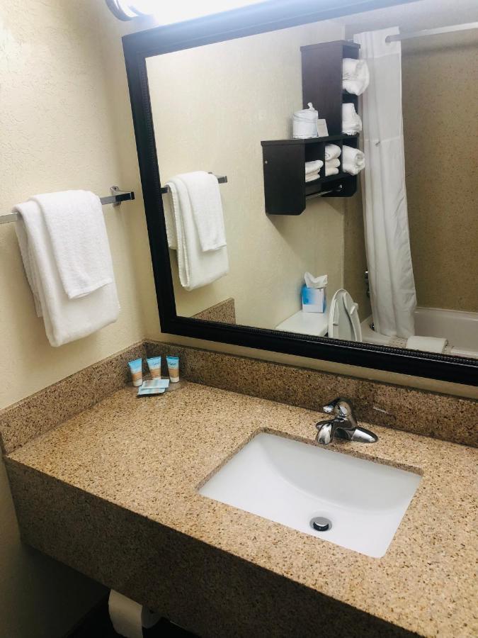 Quail Inn And Suites - Myrtle Beach Eksteriør bilde