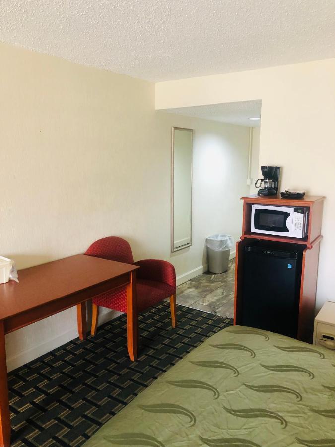 Quail Inn And Suites - Myrtle Beach Eksteriør bilde