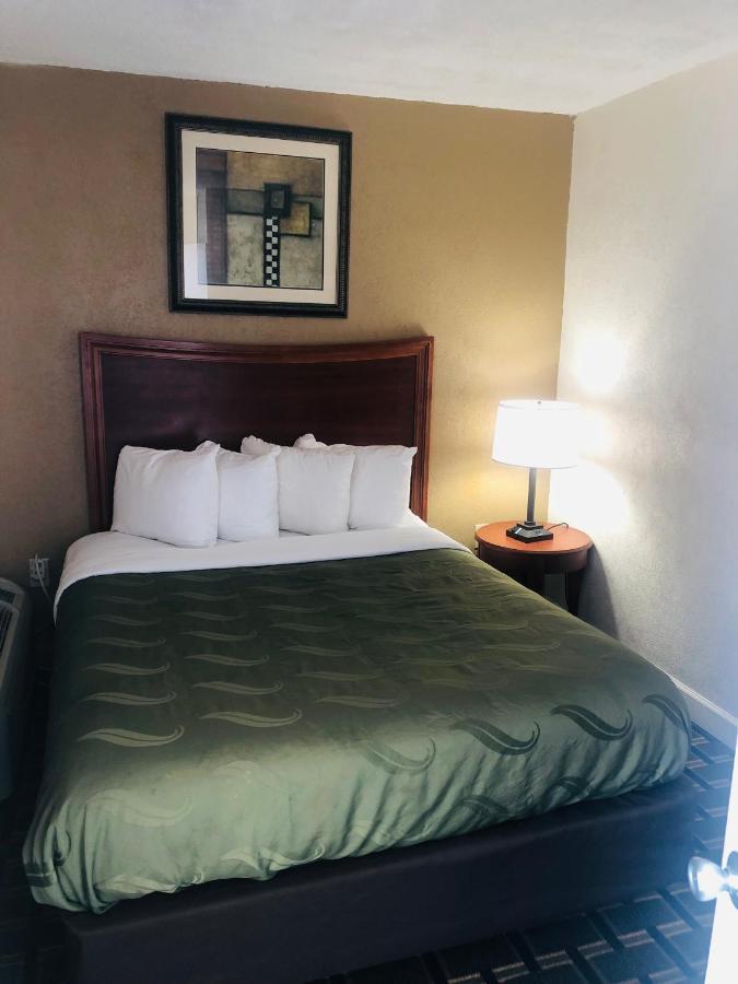 Quail Inn And Suites - Myrtle Beach Eksteriør bilde
